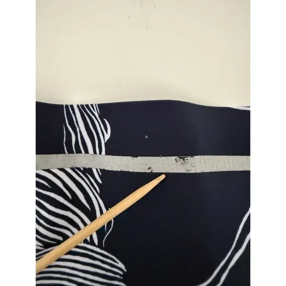 Athleta Skort Women Medium Blue Floral‎ Pockets Activewear Tennis Golf Stretch - Picture 15 of 16